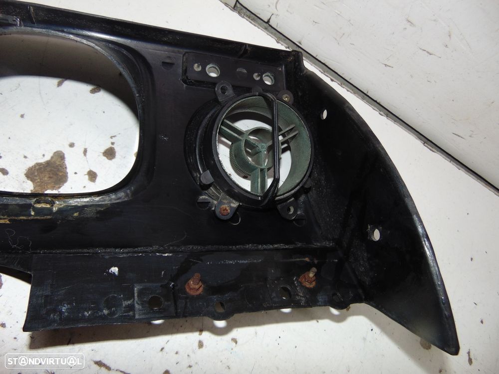 Datsun 1600 sss tri´s aro do velocímetro/Porta luvas - 6