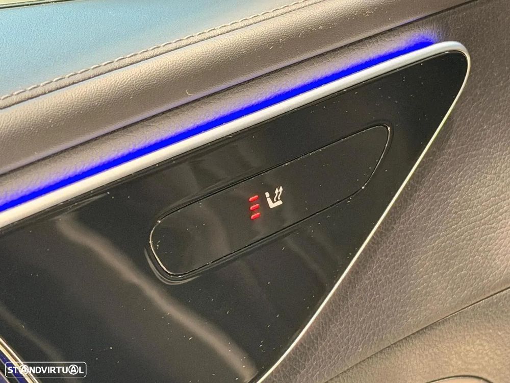 Mercedes-Benz C 300 d AMG Line — fotografia 20