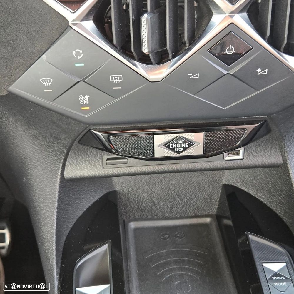 DS DS3 Crossback E-TENSE PERFORMANCE LINE - 22