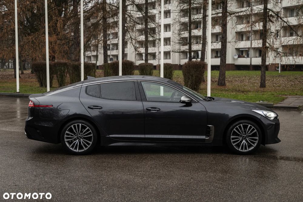 Kia Stinger 2.2 CRDI GT Line AWD - 8