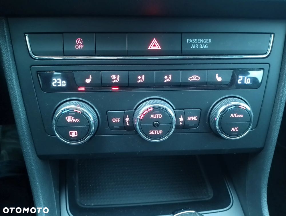 Seat Leon 1.6 TDI DSG Xcellence - 14