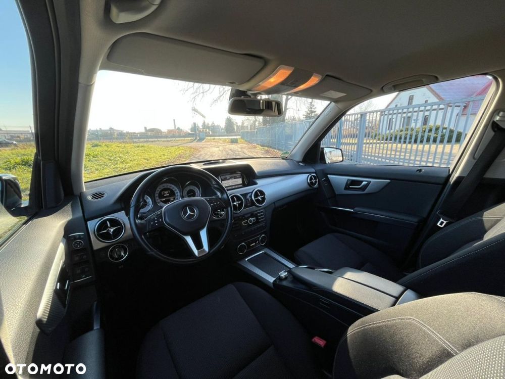 Mercedes-Benz GLK - 12