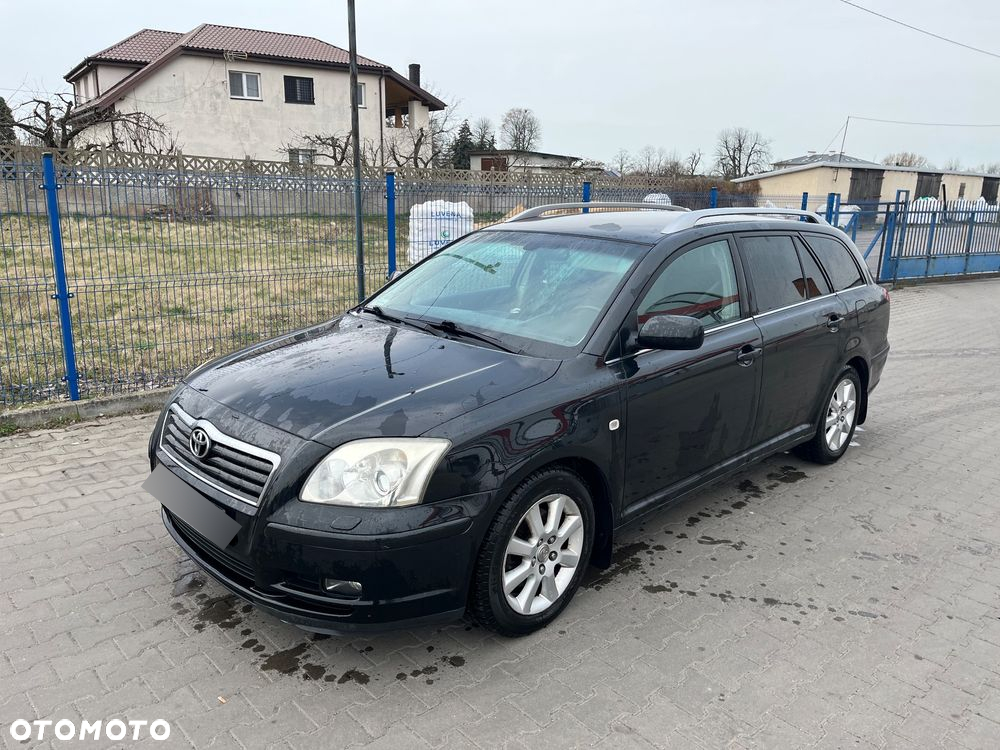 Toyota Avensis - 6