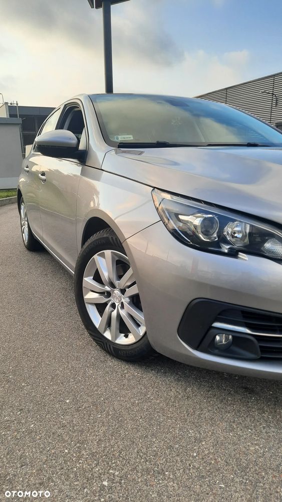Peugeot 308 1.2 PureTech GPF Active S&S EAT8 - 9