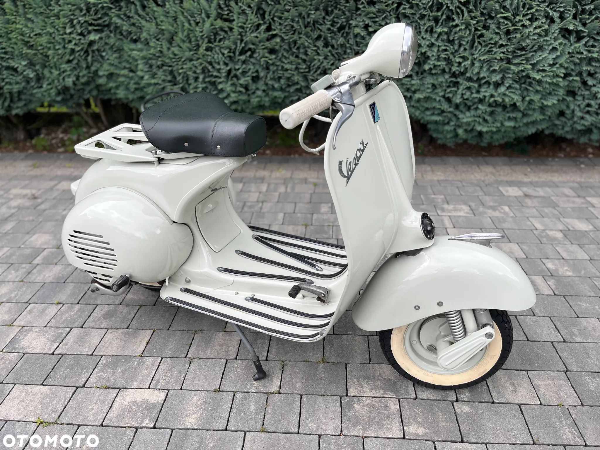Vespa V - 1
