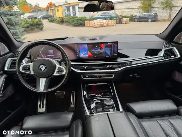 BMW X7 M50d sport - 12