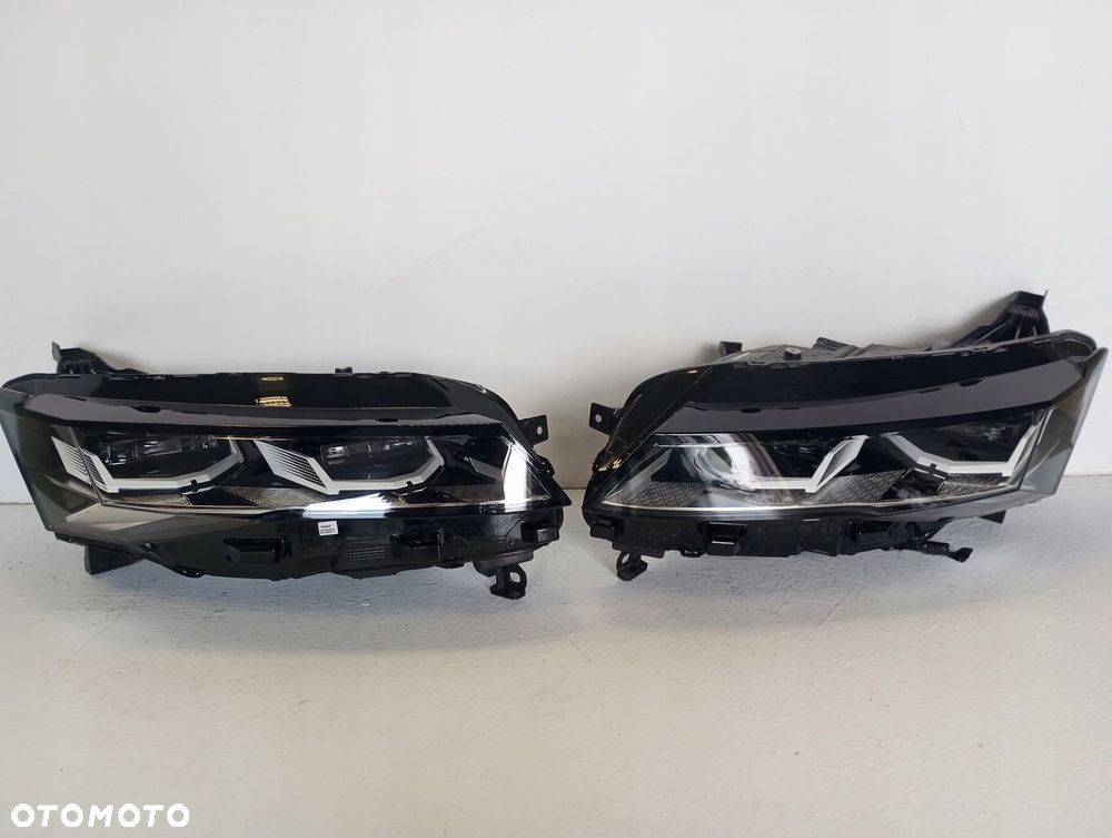 lampa LAMPY FULL LED RENAULT RAFALE 260101515R 260601435R - 1