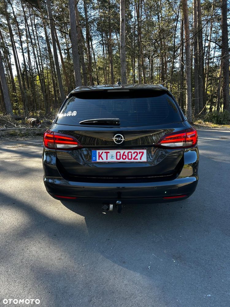Opel Astra 1.6 CDTI Cosmo - 10
