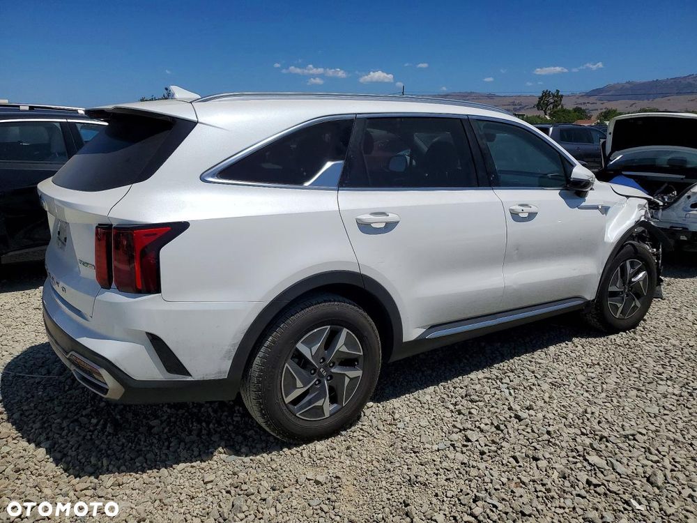 Kia Sorento - 6