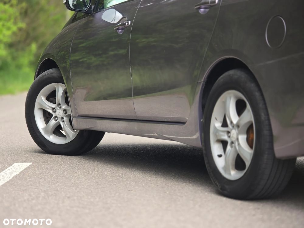 Mitsubishi Grandis 2.0 DI-D 7-Sitzer Intense - 36