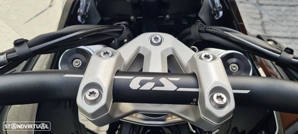 BMW R 1300 GS Adventure Triple Black Akrapovic - 12
