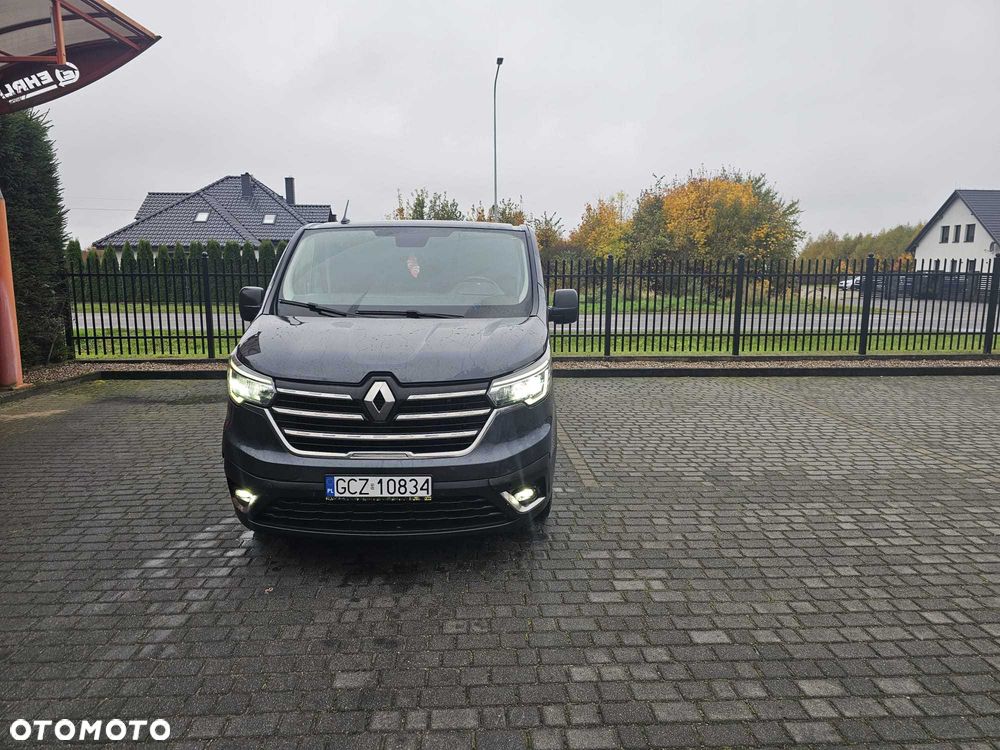 Renault Trafic 2023 photo 3