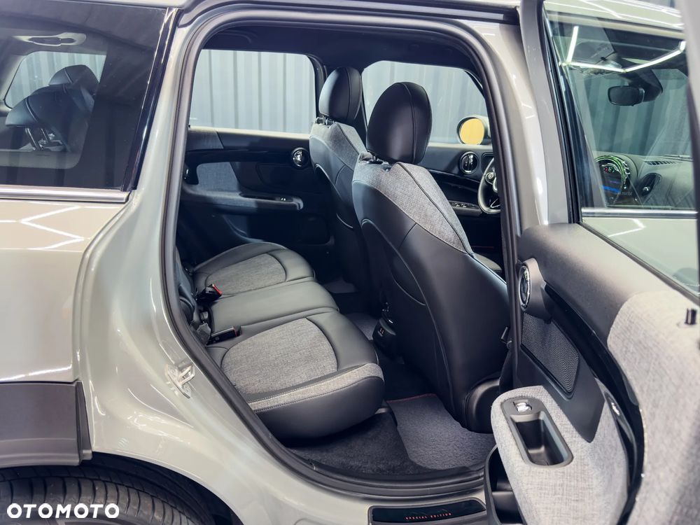 MINI Countryman One D John Cooper Works Trim - 16