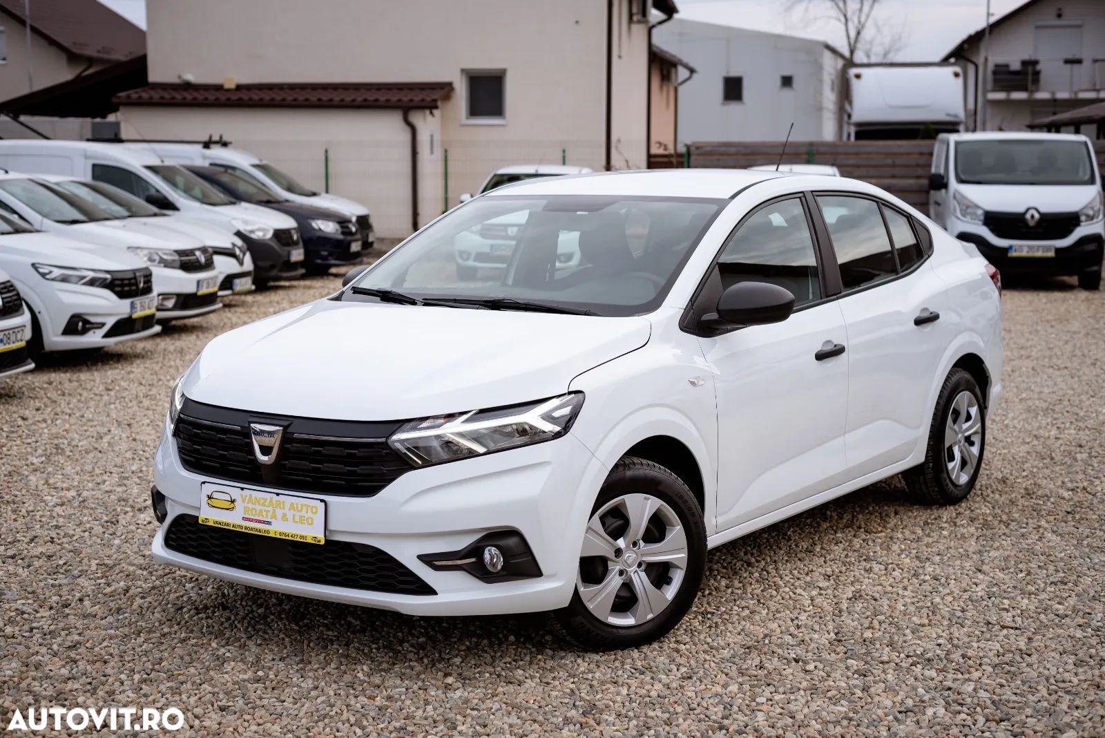 Dacia Logan ECO-G 100 Essential - 1