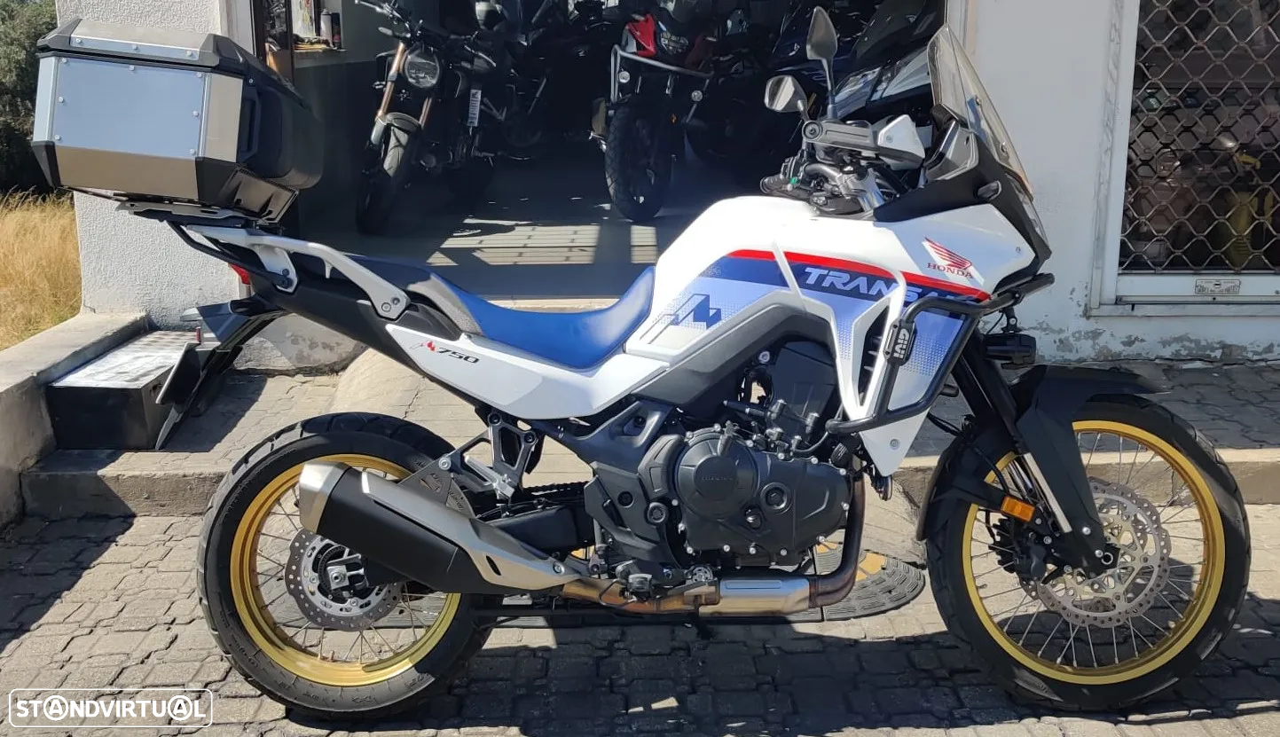 Honda Transalp 750 - 3
