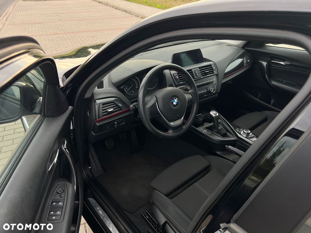 BMW Seria 1 114i Sport Line - 17