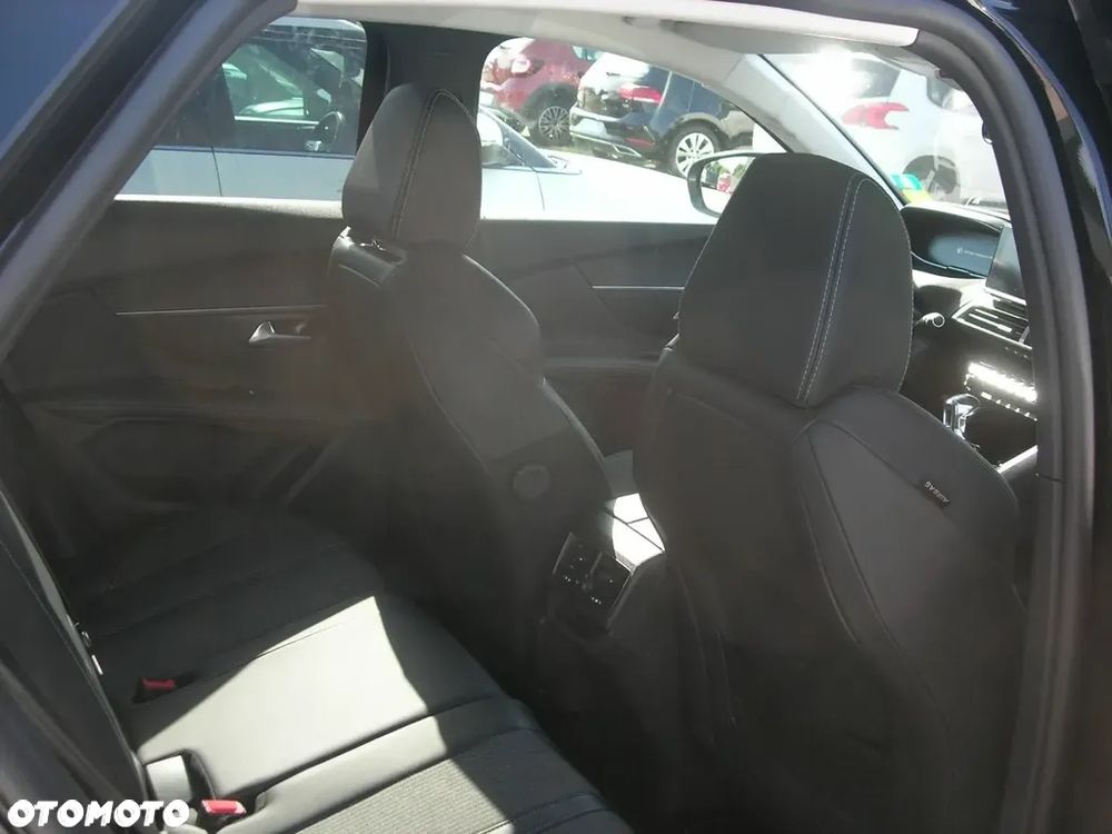 Peugeot 3008 - 18
