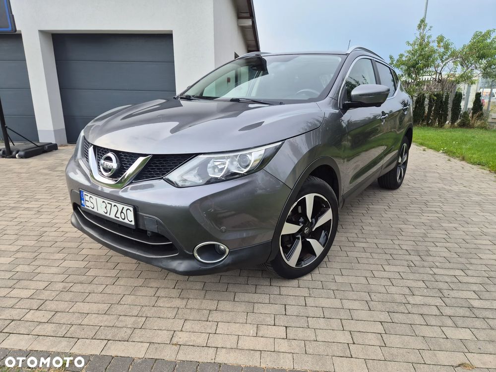 Nissan Qashqai - 1