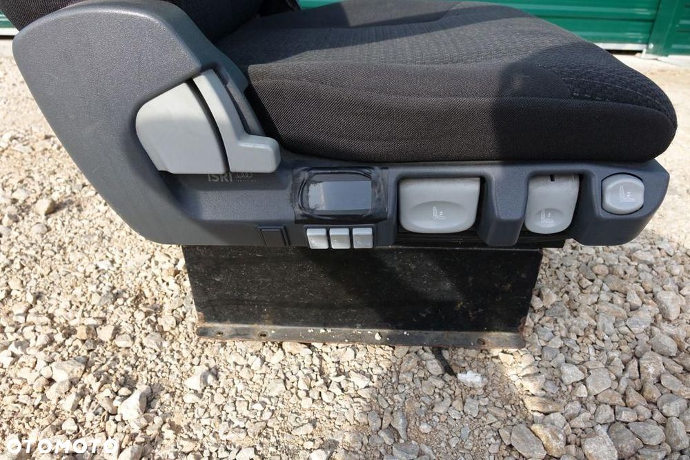 FOTEL KIEROWCY ISRI PNEUMATYCZNY MERCEDES 234242312 - 12