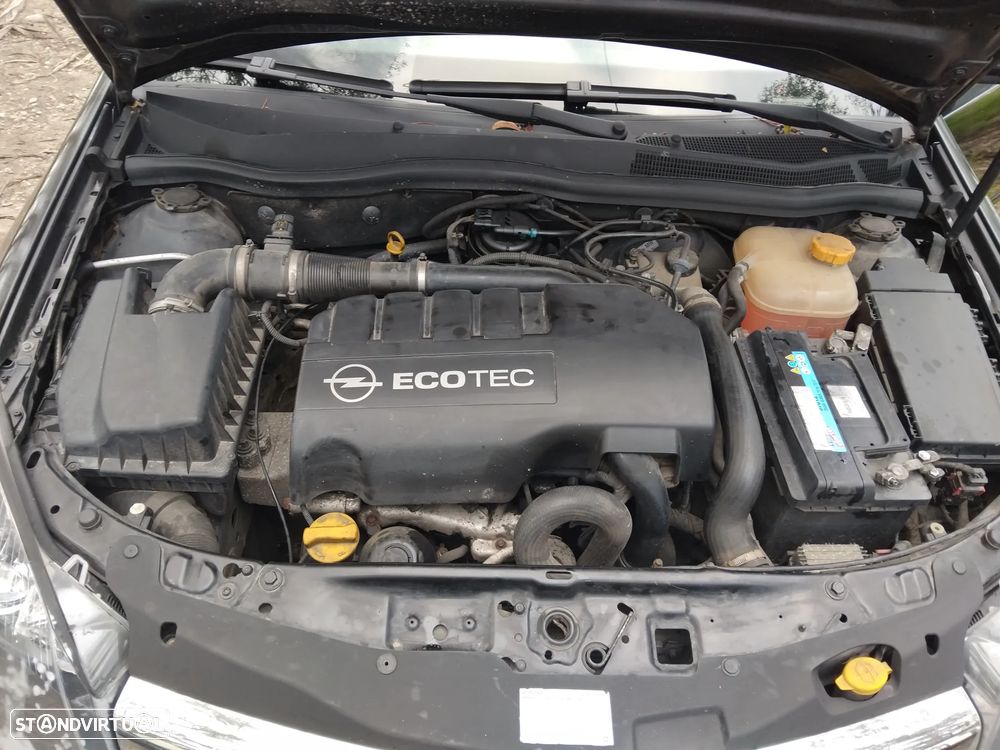 Opel Astra GTC 1.3 CDTI - 10