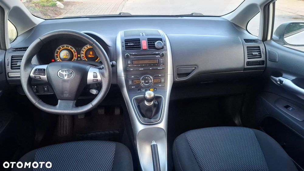 Toyota Auris 1.6 Edition - 7