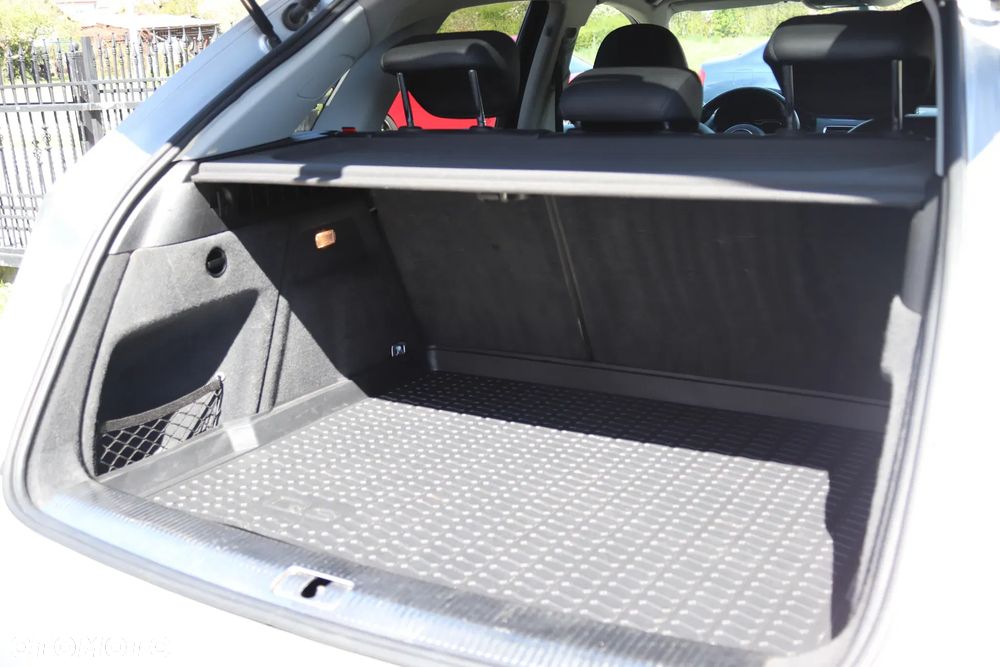 Audi Q3 2.0 TDI Quattro Edycja Specjalna - 24