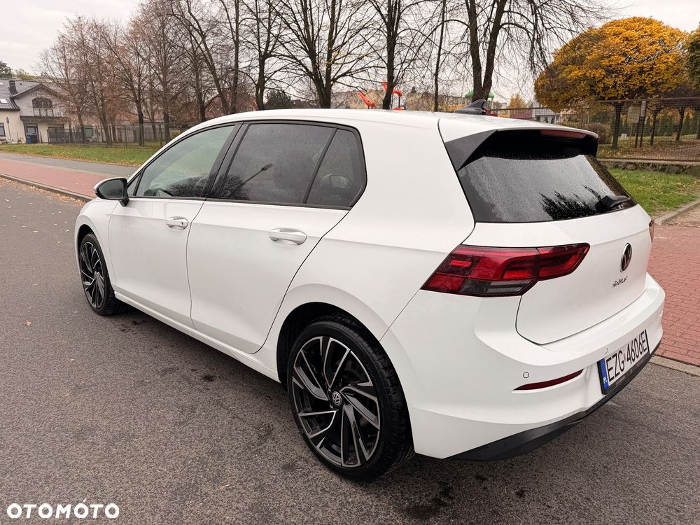 Volkswagen Golf VIII 2.0 TDI Style DSG - 8