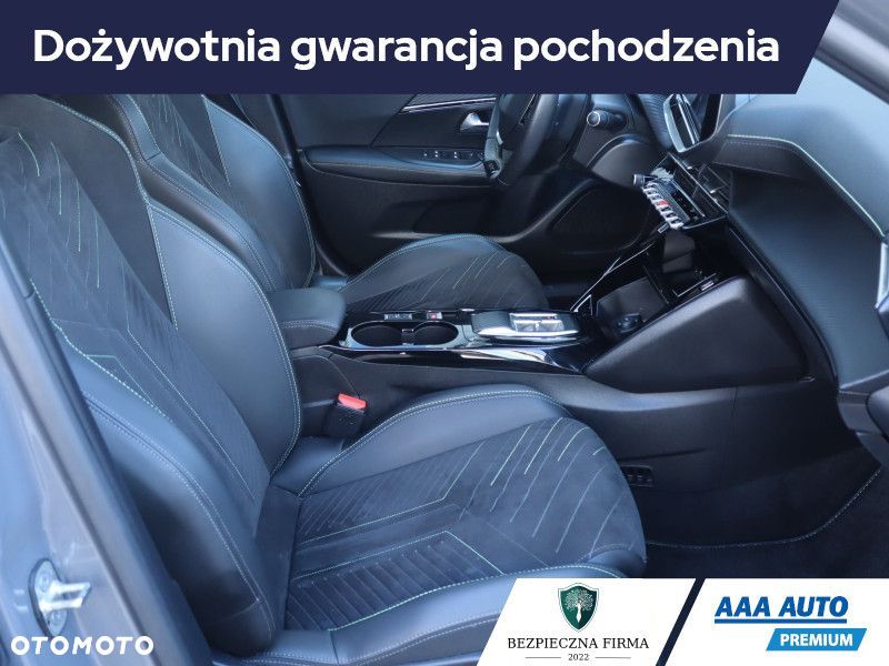 Peugeot 2008 - 11