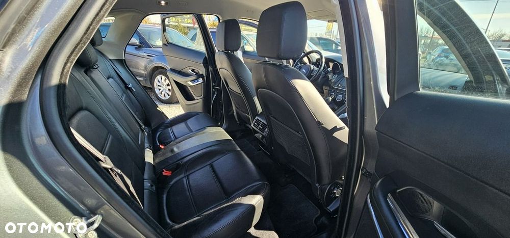 Jaguar E-Pace - 25