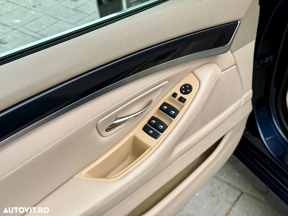 BMW Seria 5 520d Aut. Luxury Line - 14