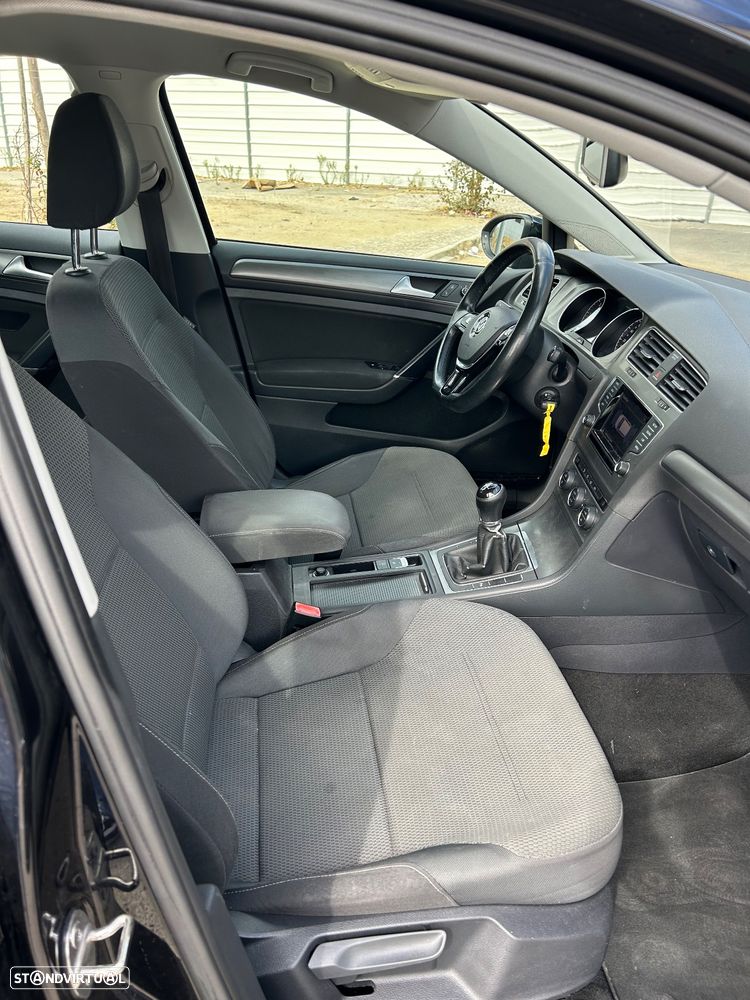 VW Golf Variant 1.6 TDi Confortline - 6