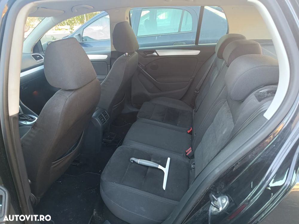 Volkswagen Golf 2.0 TDI Comfortline DSG - 16