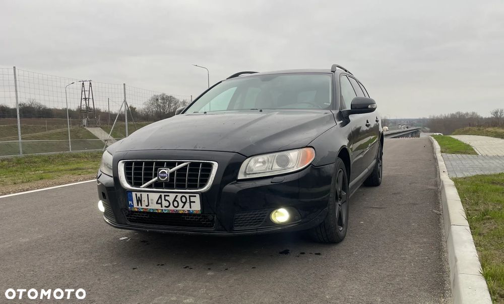 Volvo V70 2.4D Kinetic - 2