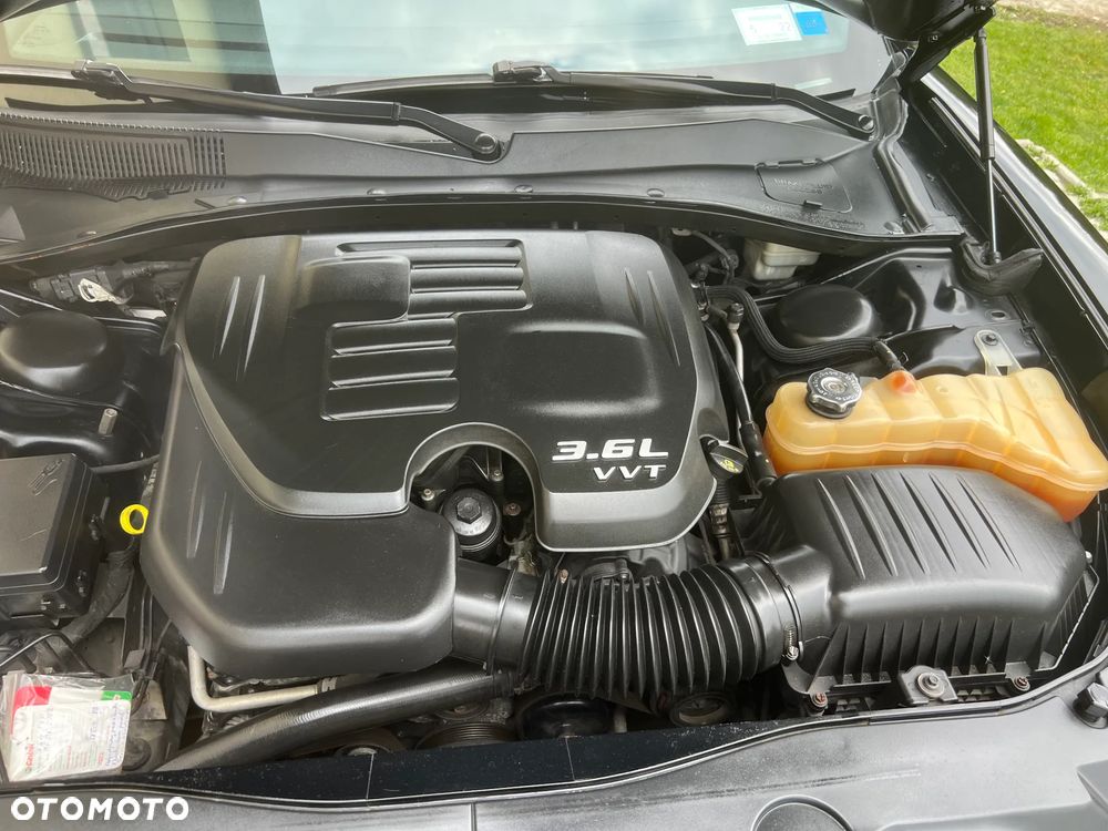 Dodge Charger 3.5 V6 Base - 8