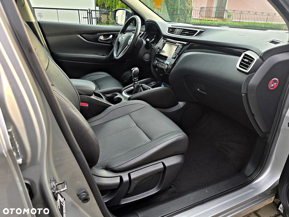 Nissan Qashqai 1.5 dCi 360 - 26