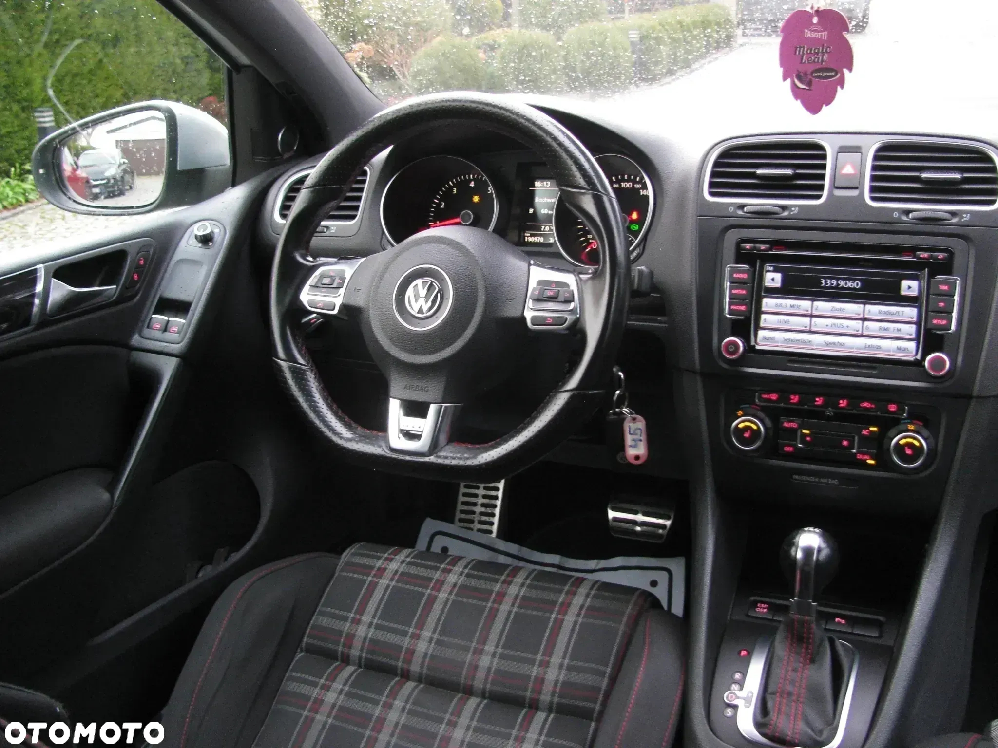 Volkswagen Golf 2.0 GTI DSG - 27
