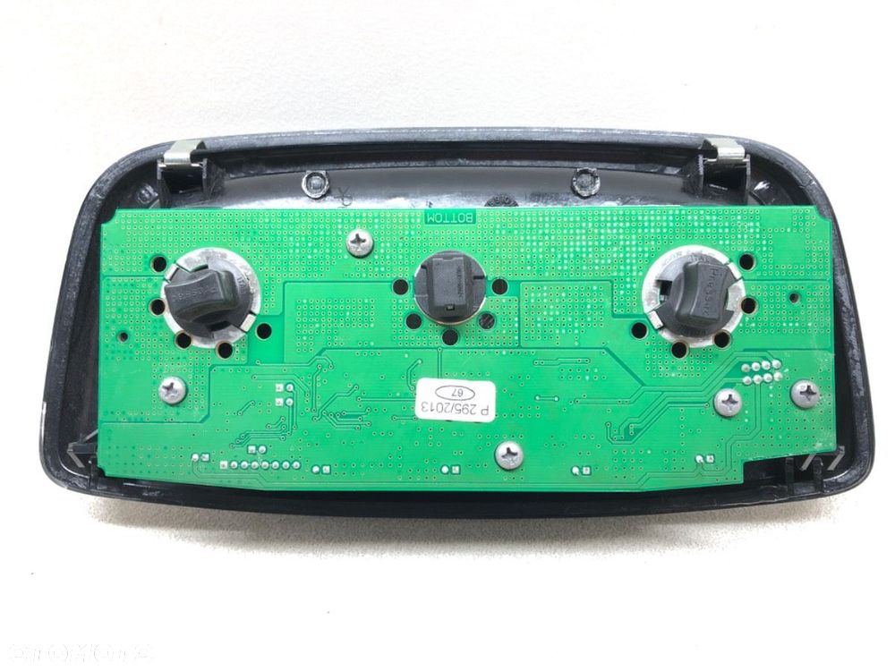 LAMPKA SUFITOWA - 49.00 PLN - MASERATI QUATTROPORTE VI 2012 - 2022 3.0 S Q4 302 kW [411 KM] benzyna - 3