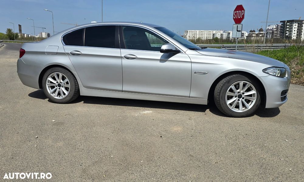 BMW Seria 5 520d Aut. - 4