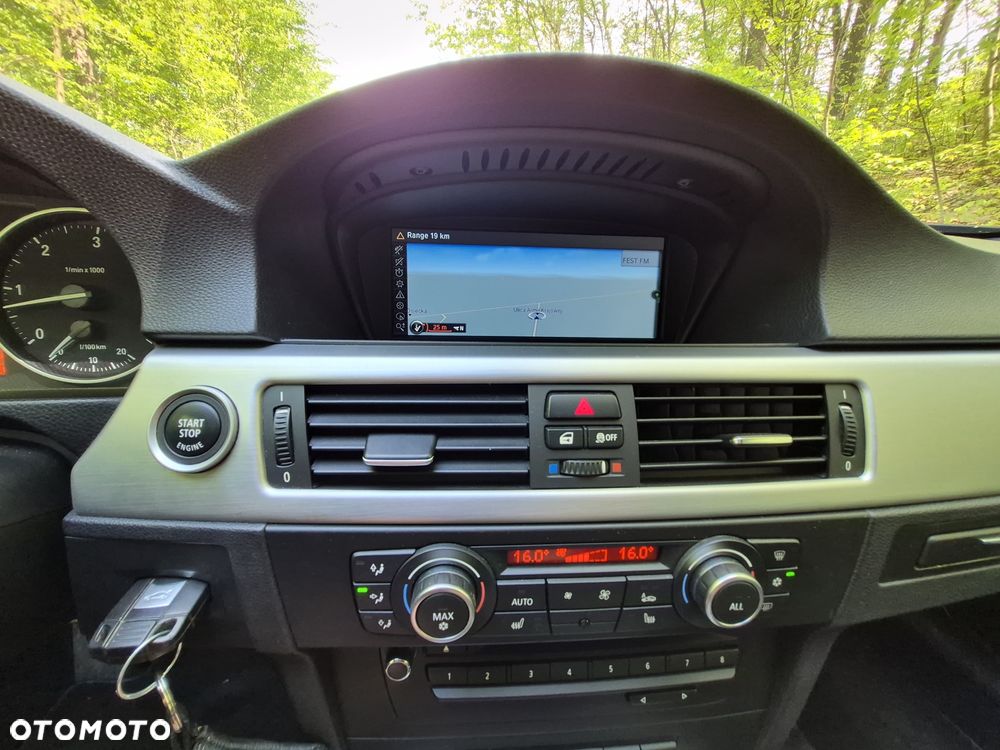 BMW Seria 3 - 24