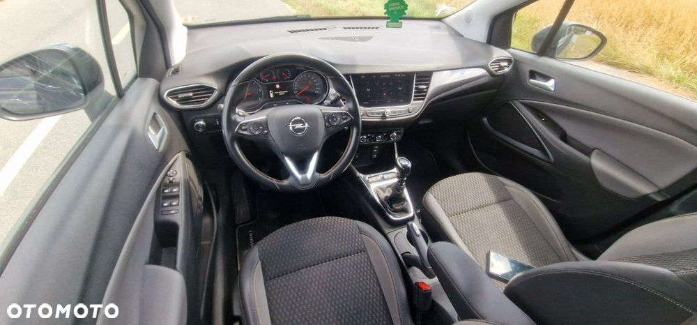 Opel Crossland X - 16