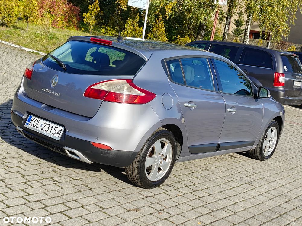 Renault Megane 1.6 16V Authentique - 10