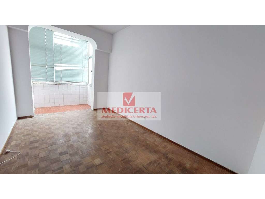 T2 - Mem Martins - Grande imagem: 5/14