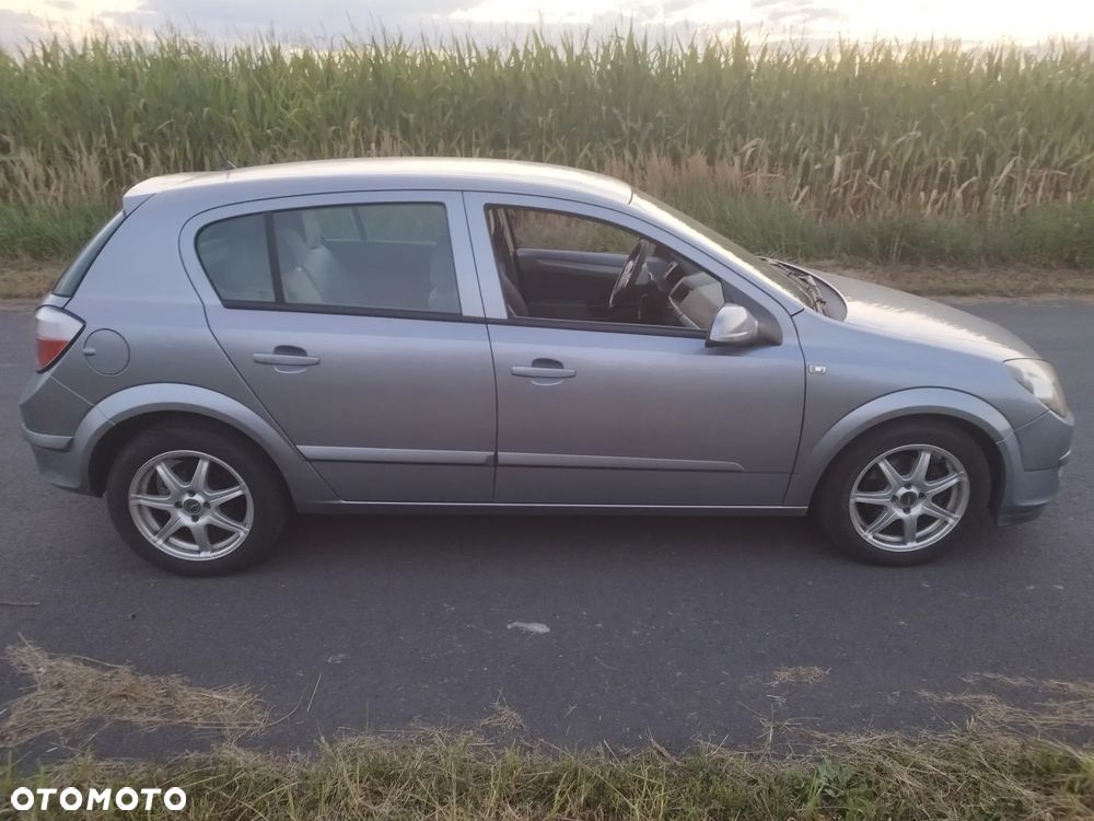 Opel Astra 1.6 Edition - 4
