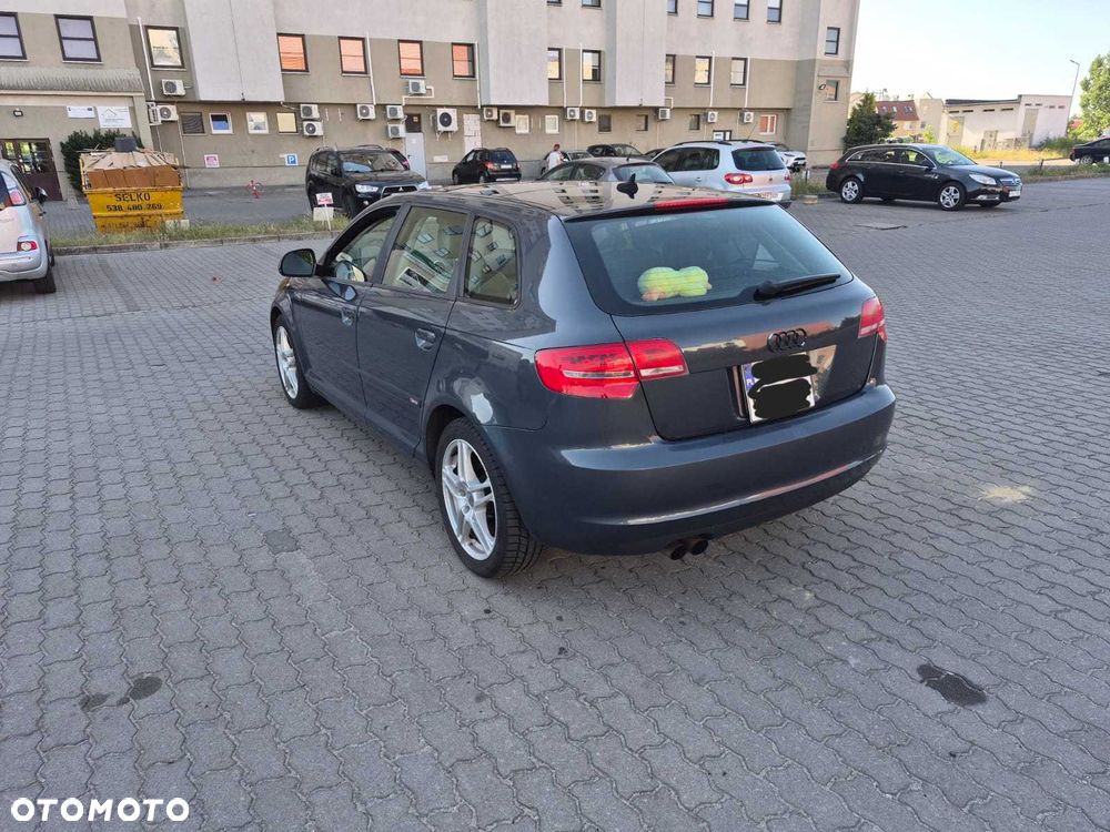 Audi A3 Sportback - 8