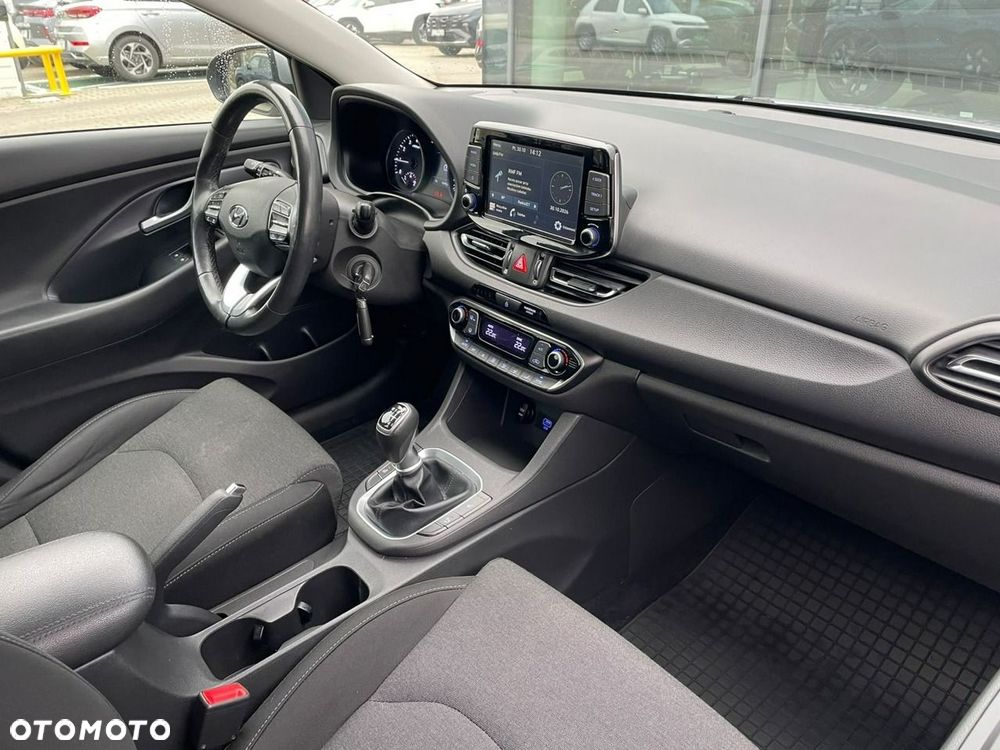 Hyundai i30 1.5 DPI Comfort - 15