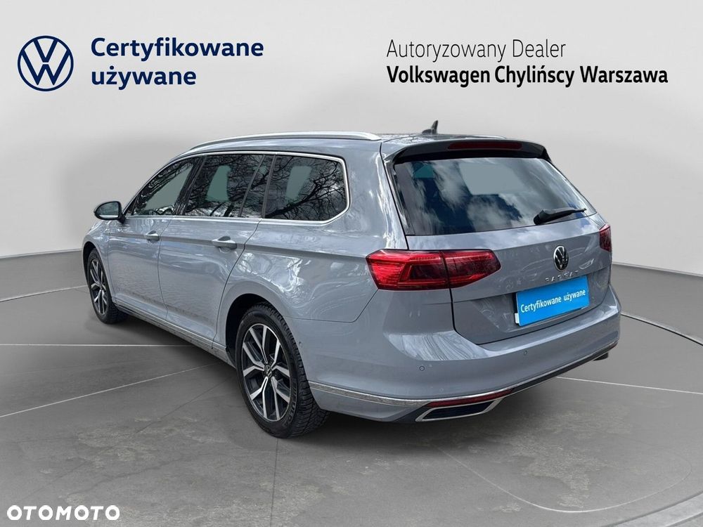 Volkswagen Passat - 4