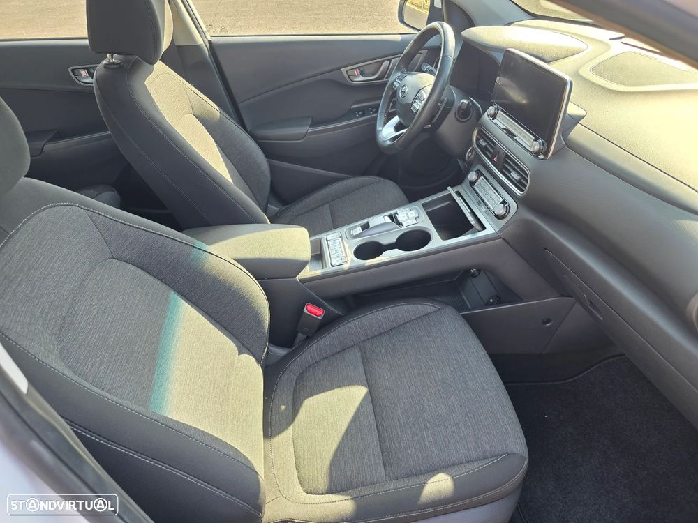 Hyundai Kauai EV 64 kWh Vanguard+TMS - 15
