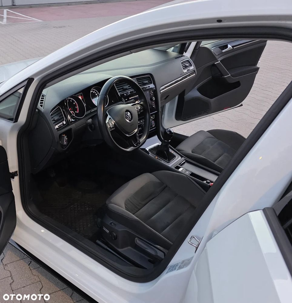 Volkswagen Golf 1.5 TSI ACT OPF Highline - 15