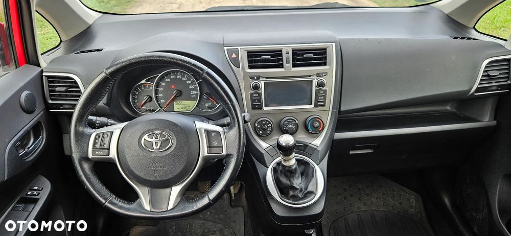 Toyota Verso S 1.33 VVT-i Club - 10