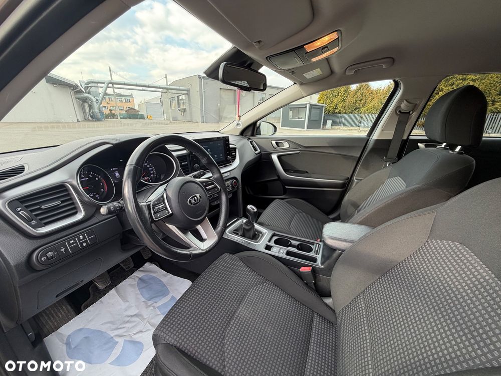 Kia Ceed 1.0 T-GDI 100 OPF Attract - 15